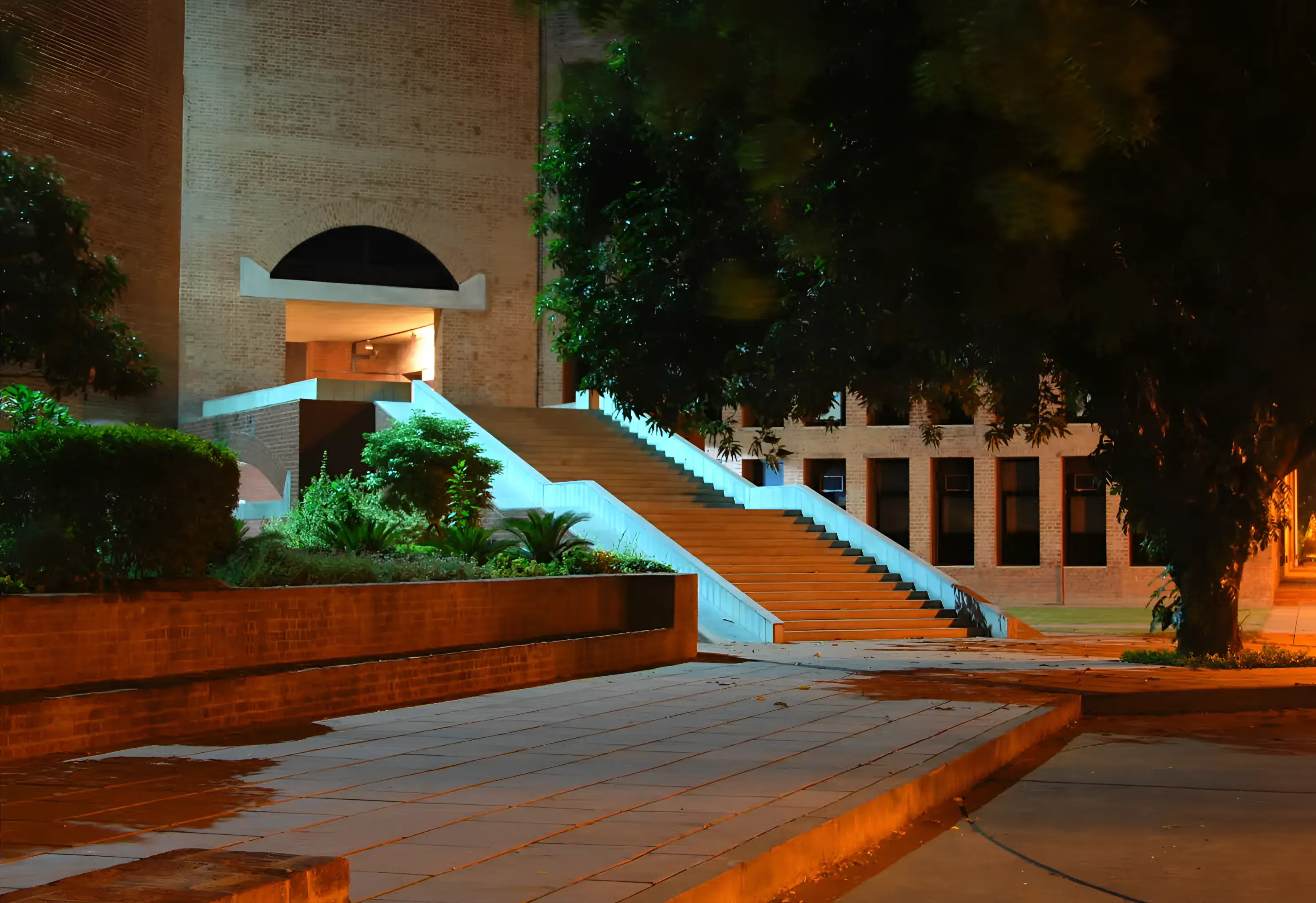IIM Ahmedabad academic infrastructure photo 17